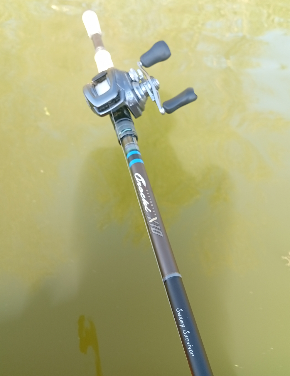 MegabassSwamp Survivor Orochi x10 Ito Engineering Megabass destroyer Megabass Plusfishing Bassfishing